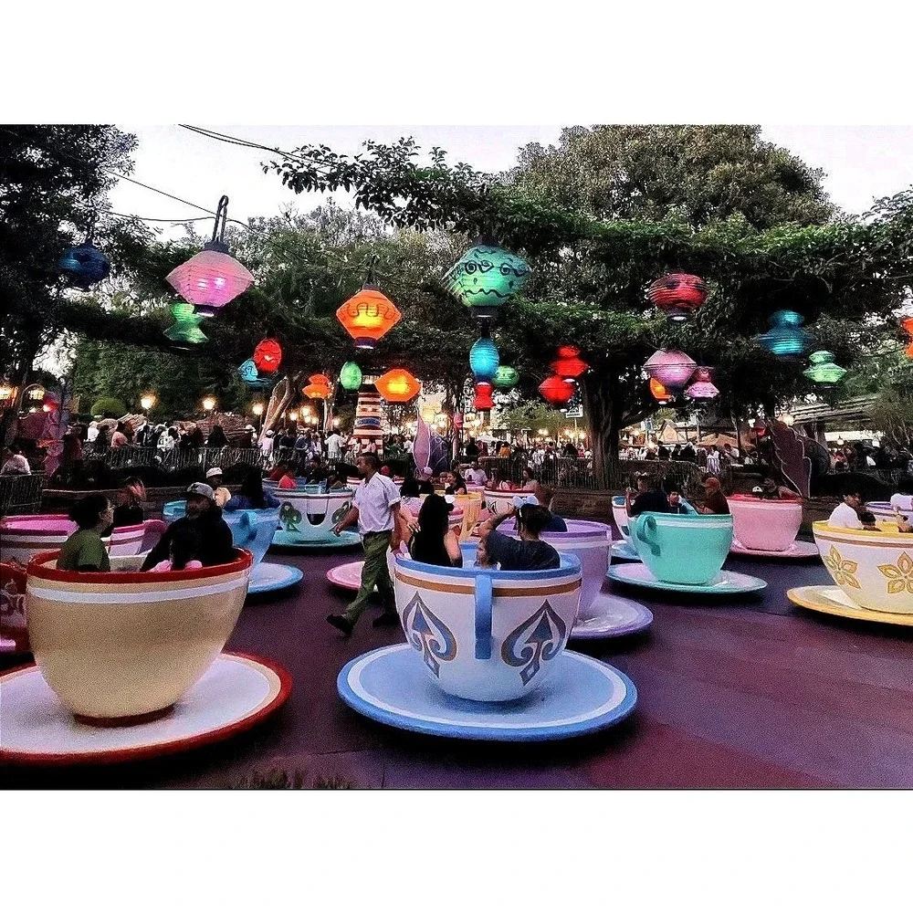 Disney Mad Tea‎ Party Tabletop Light Vault Collection Yellow Mickey Lantern New